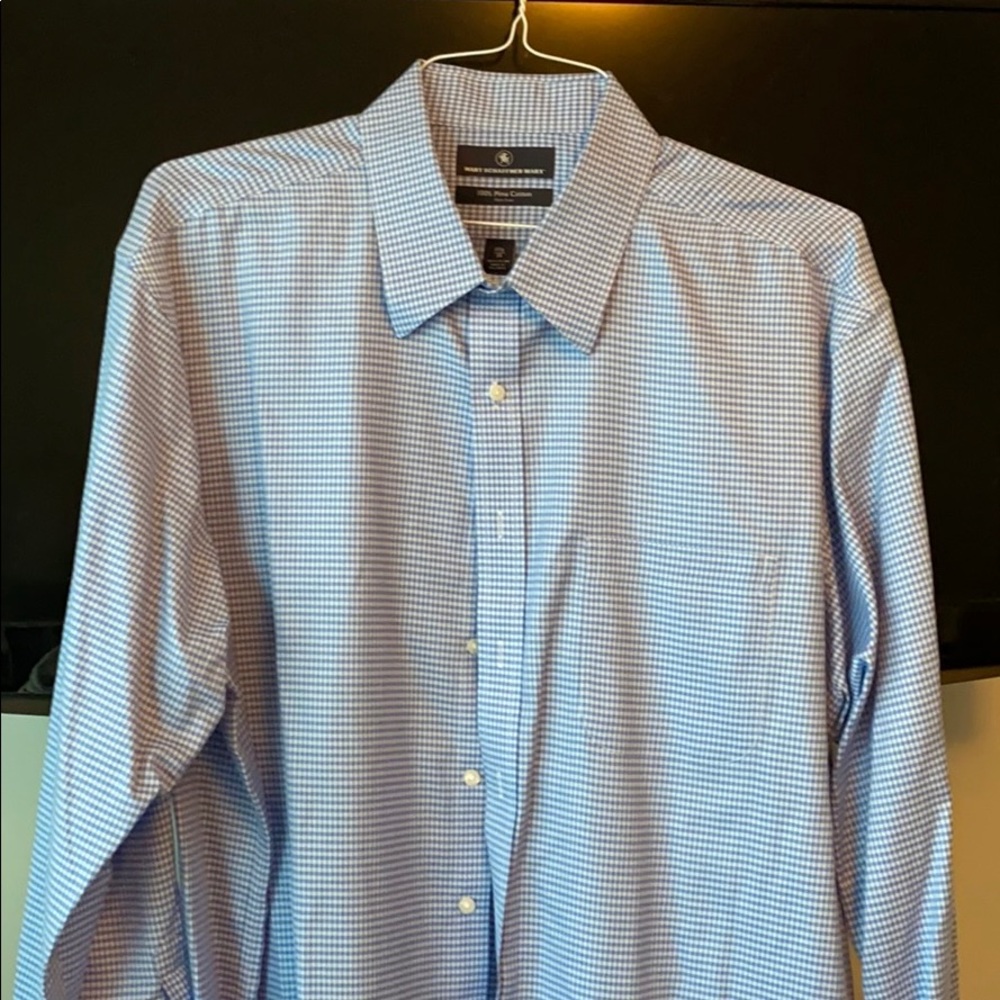 Excellent condition button down dress shirt